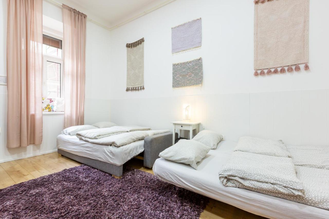 Elegant Coziness Apartment Будапеща Екстериор снимка